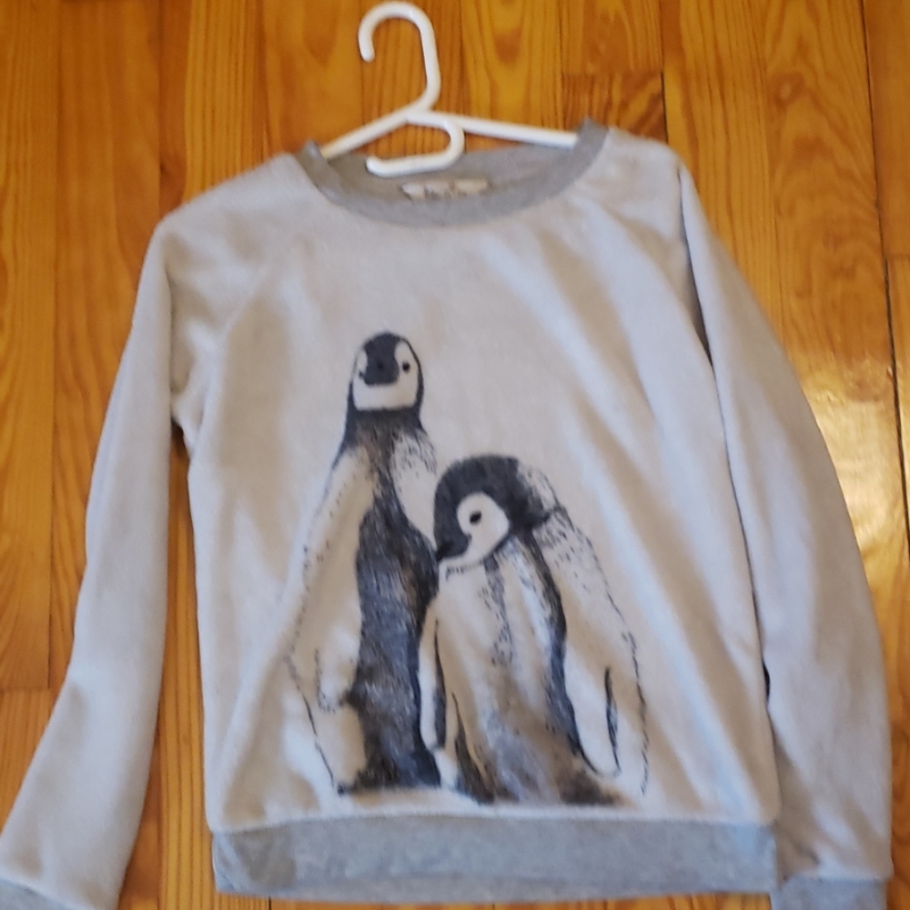 Penguin sweater